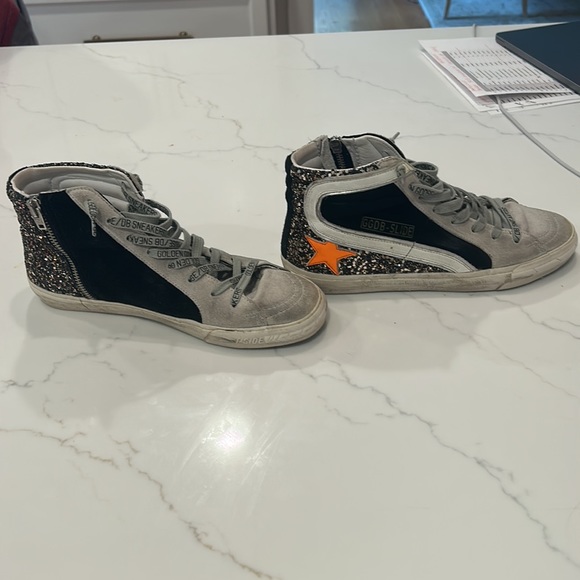 golden goose sneakers lightly worn size 33 - Picture 3 of 4